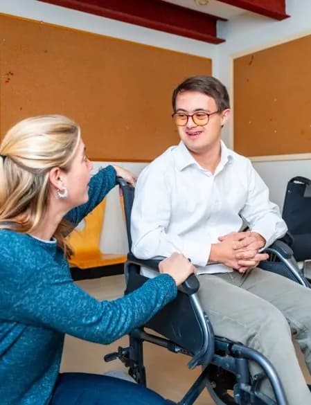 Nurse supporting a participant